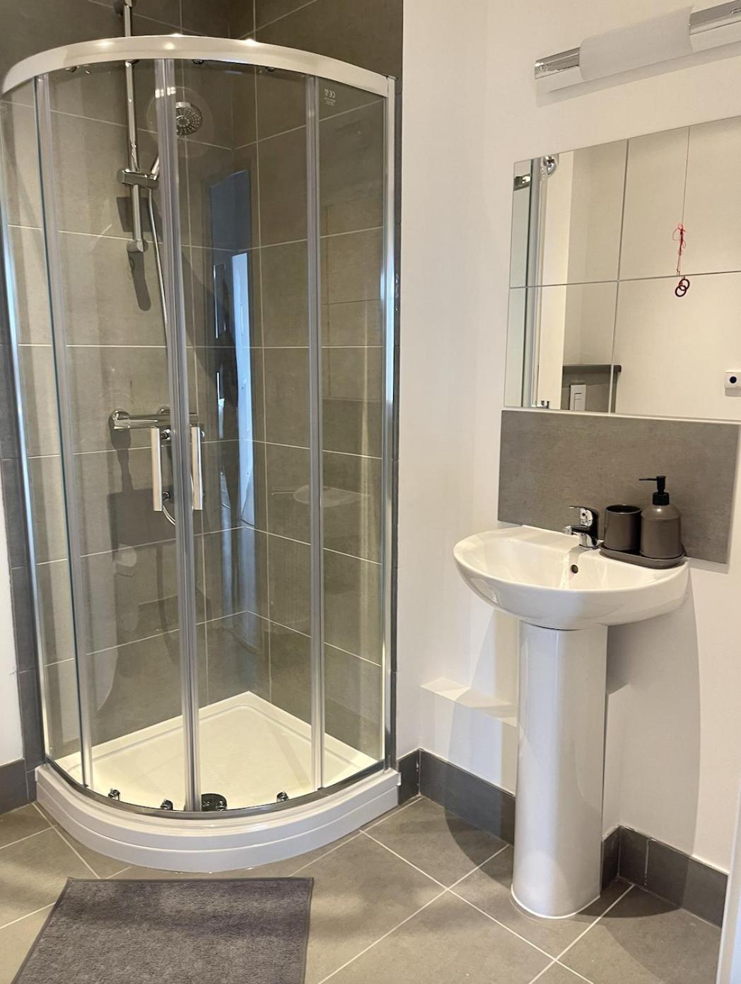 לונדון Manhattan Pad By Condokeeper מראה חיצוני תמונה